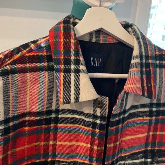 Plaid Quilted Shirt Jacket 🎄